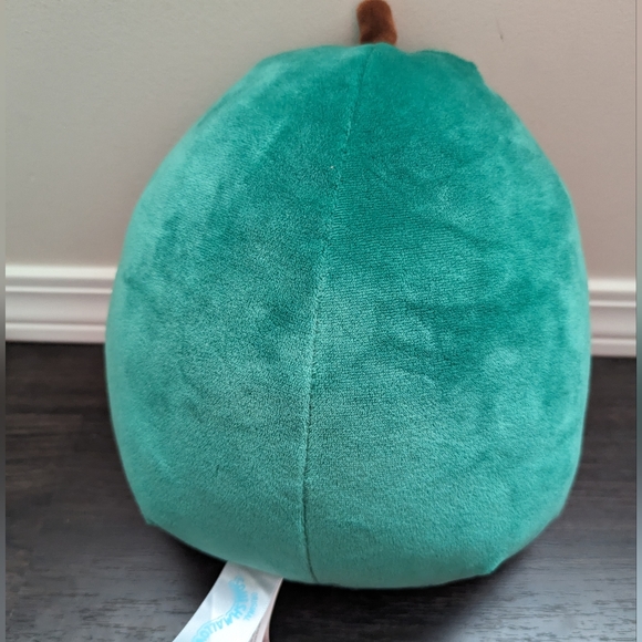 Mireya Avocado Squishmallows - Picture 2 of 4